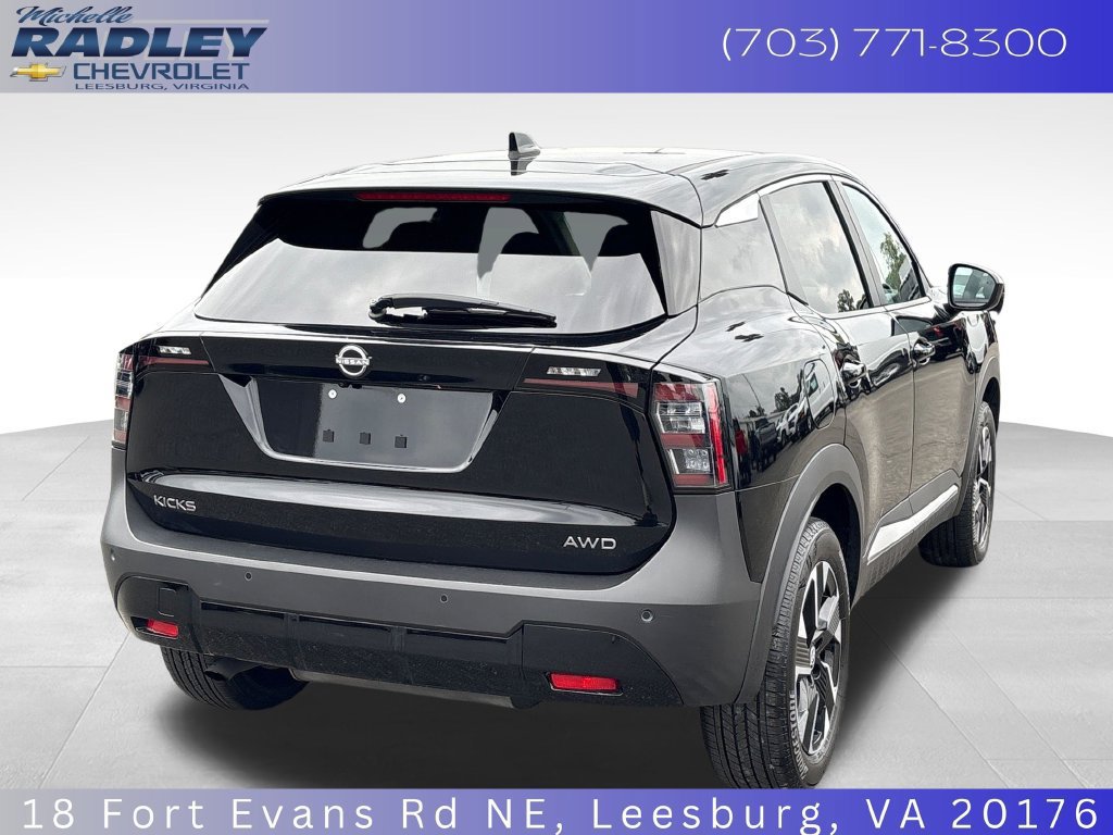 Used 2025 Nissan Kicks SV AWD/4WD image 20