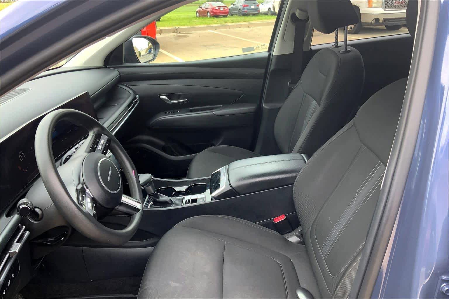 Used 2025 Hyundai Tucson SEL FWD image 8