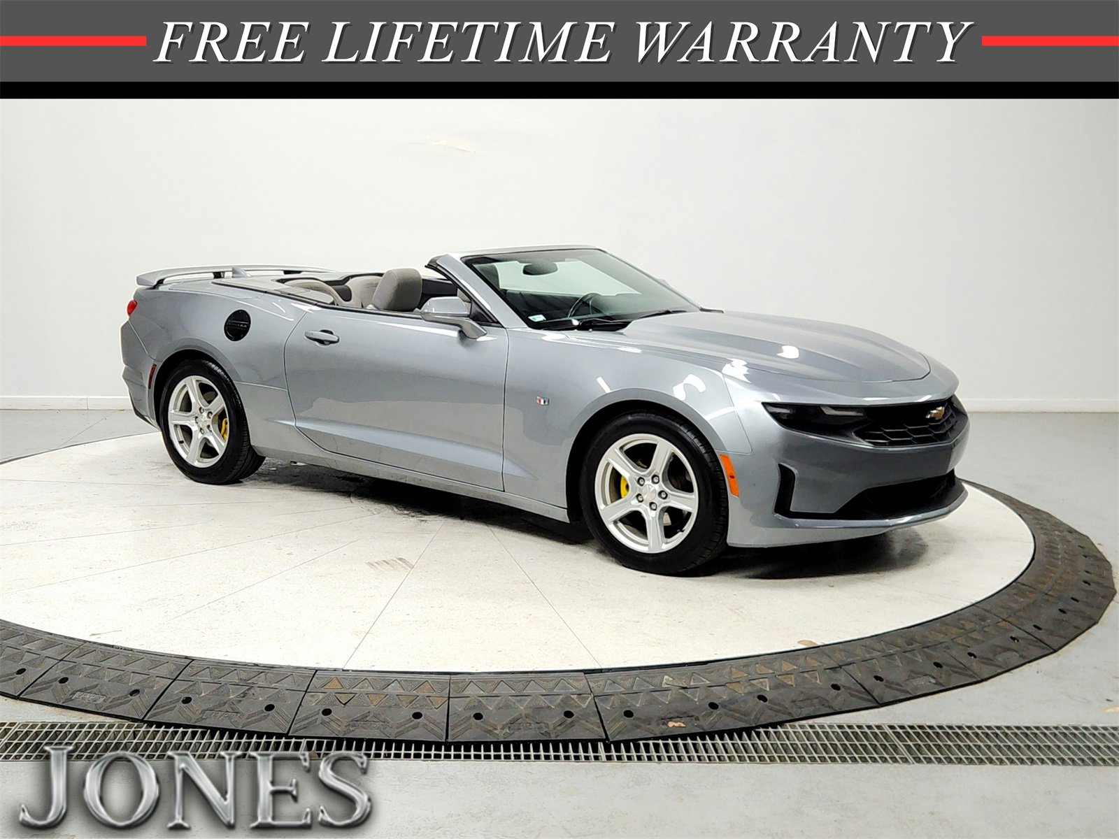 Used 2023 Chevrolet Camaro LT image 1
