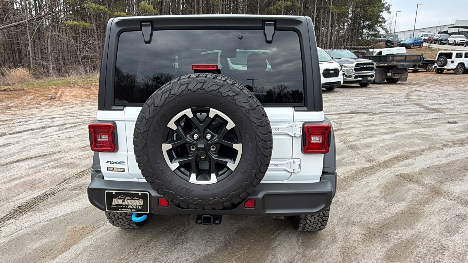 Used 2024 Jeep Wrangler Unlimited Rubicon 4xe image 9