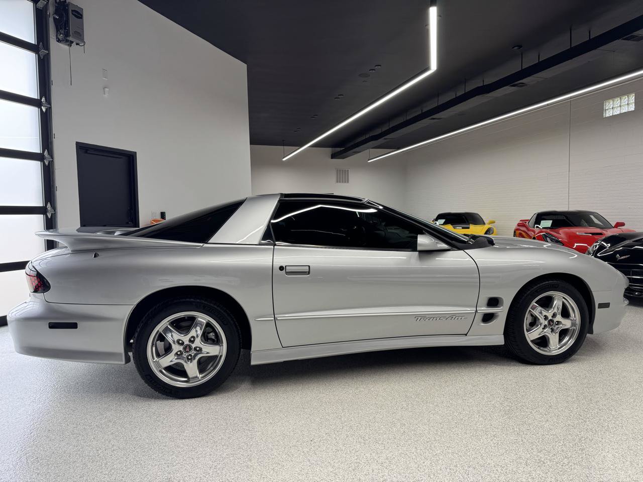 Used 2000 Pontiac Firebird Formula RWD image 15