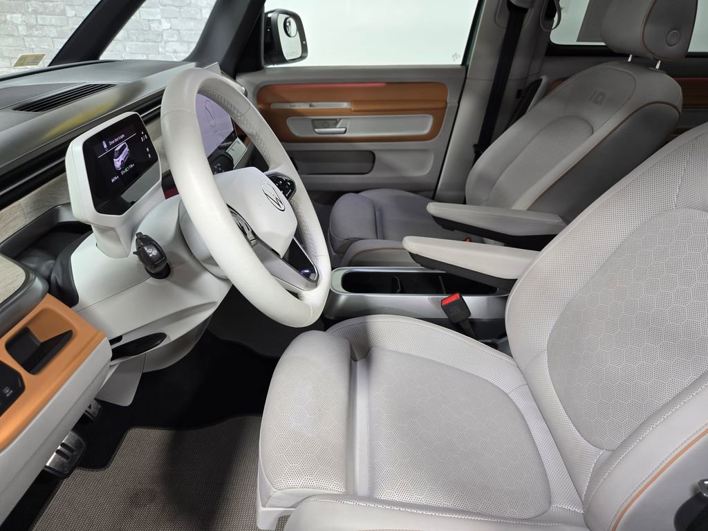 Used 2025 Volkswagen ID. Buzz Pro S Plus AWD/4WD image 10