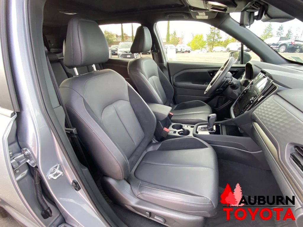 Used 2025 Subaru Forester Touring AWD/4WD image 17