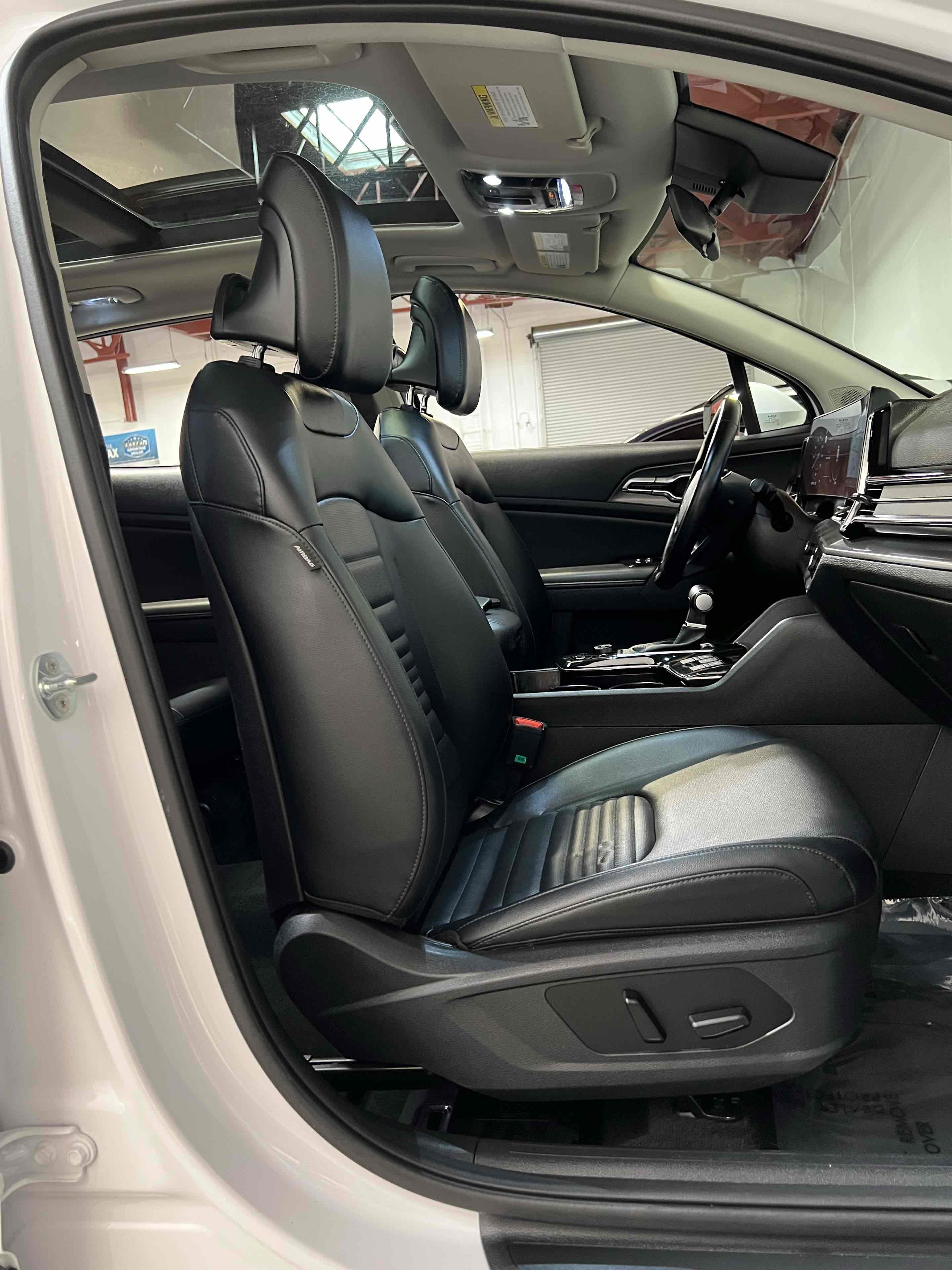 Used 2023 Kia Sportage SX FWD image 33