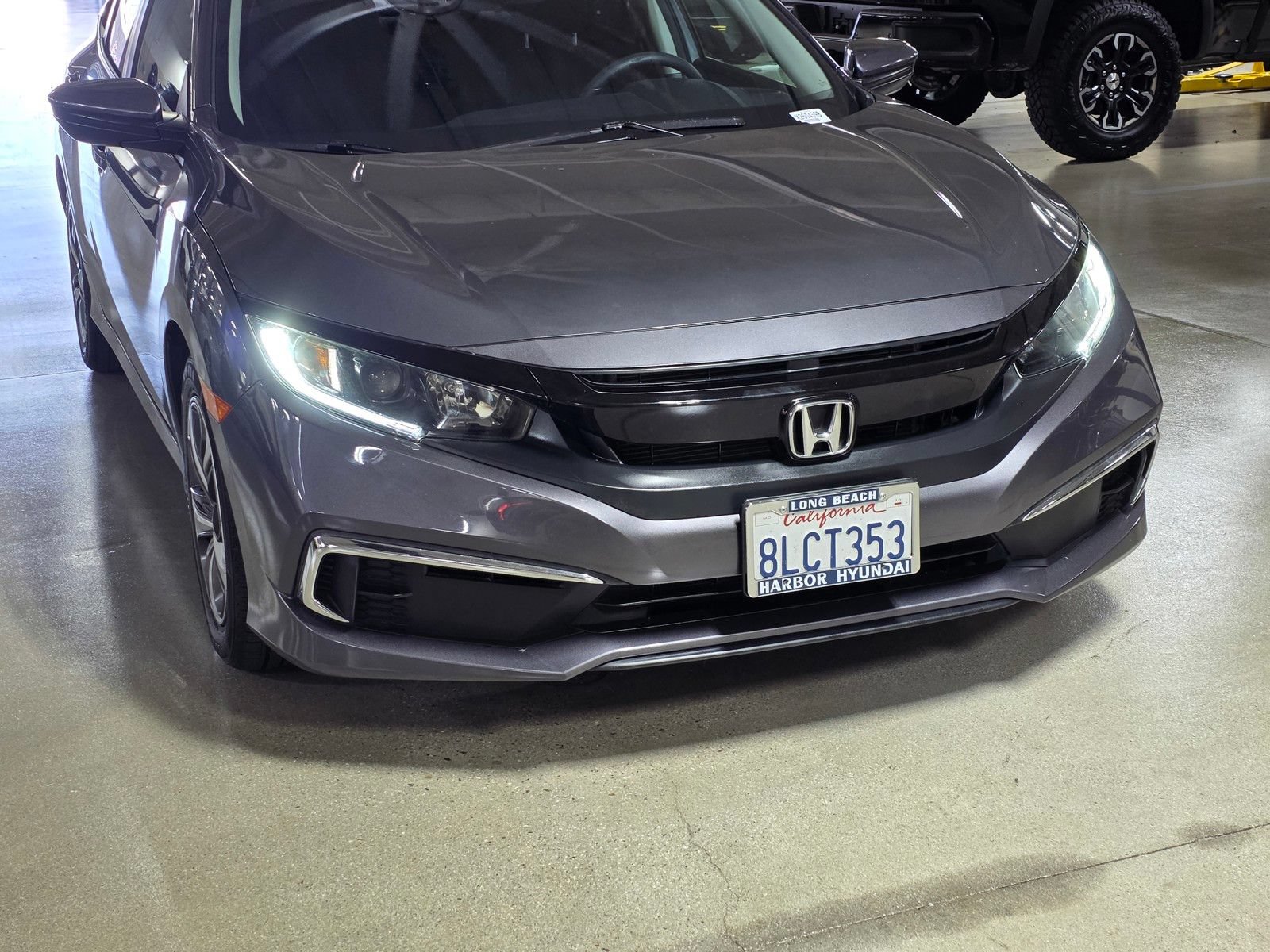 Used 2019 Honda Civic LX image 9