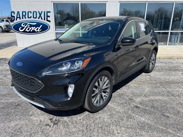 Used 2022 Ford Escape Titanium AWD/4WD image 1