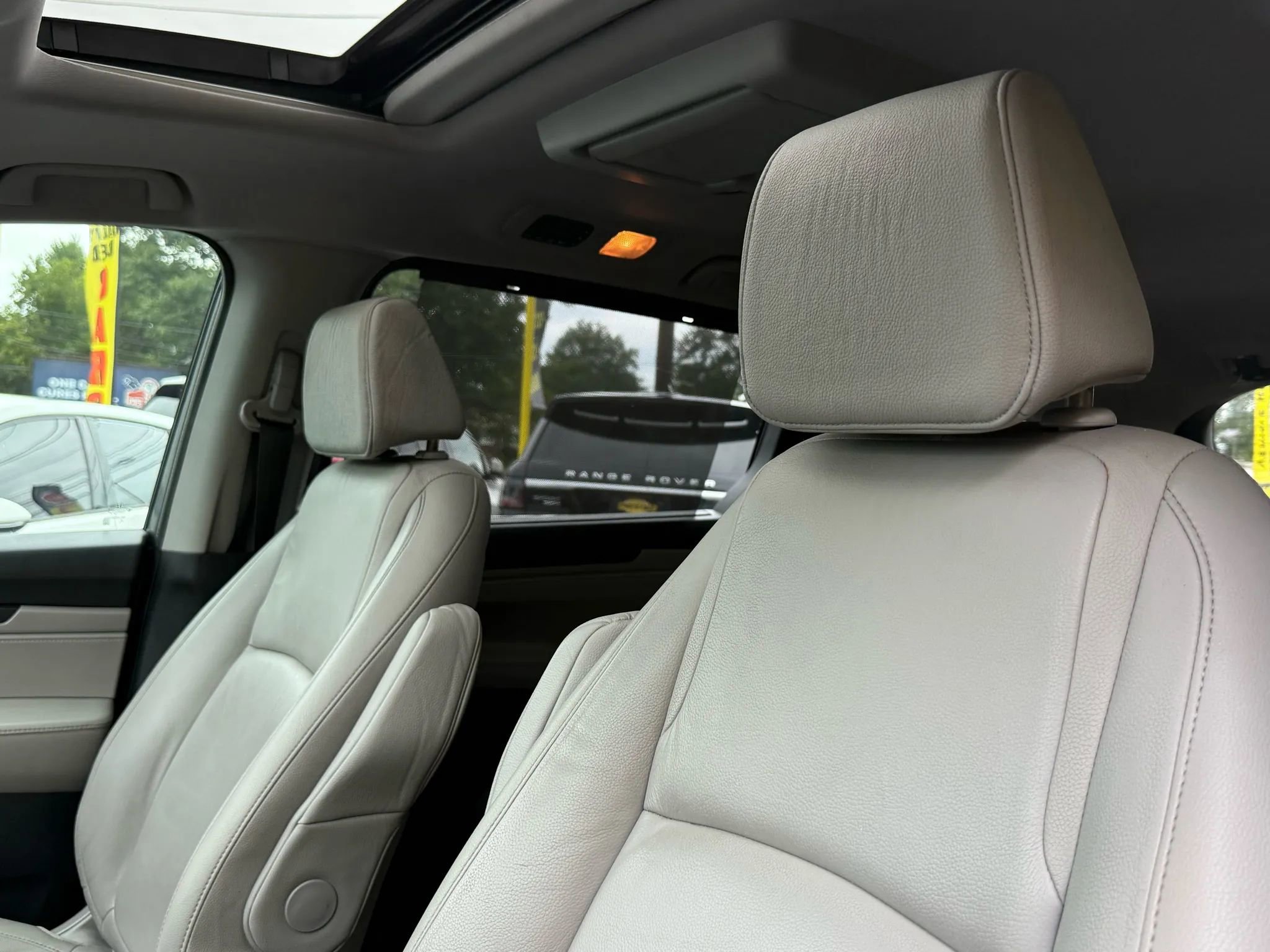 Used 2019 Honda Odyssey EX-L image 10