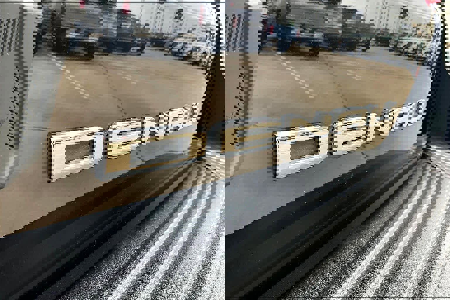 Used 2023 GMC Yukon Denali Ultimate image 10