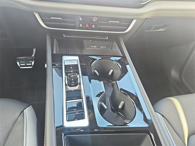 New 2026 Volkswagen Atlas Peak Edition image 15