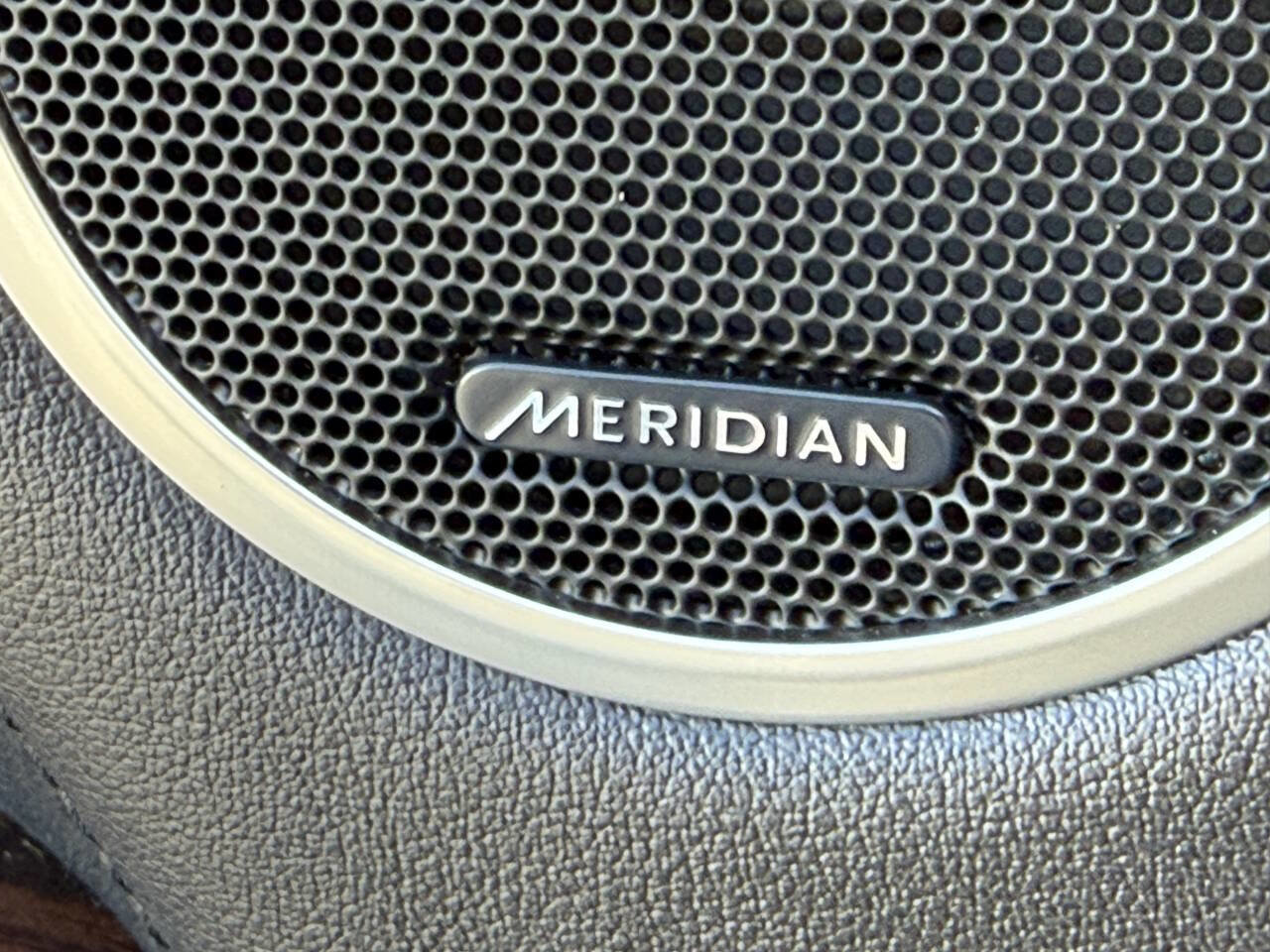 Used 2016 Land Rover Range Rover Supercharged image 13