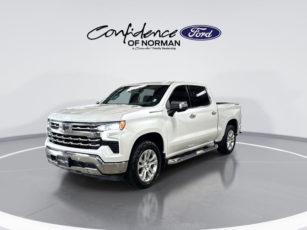 Used 2023 Chevrolet Silverado 1500 LTZ w/ LTZ Convenience Package II AWD/4WD image 3