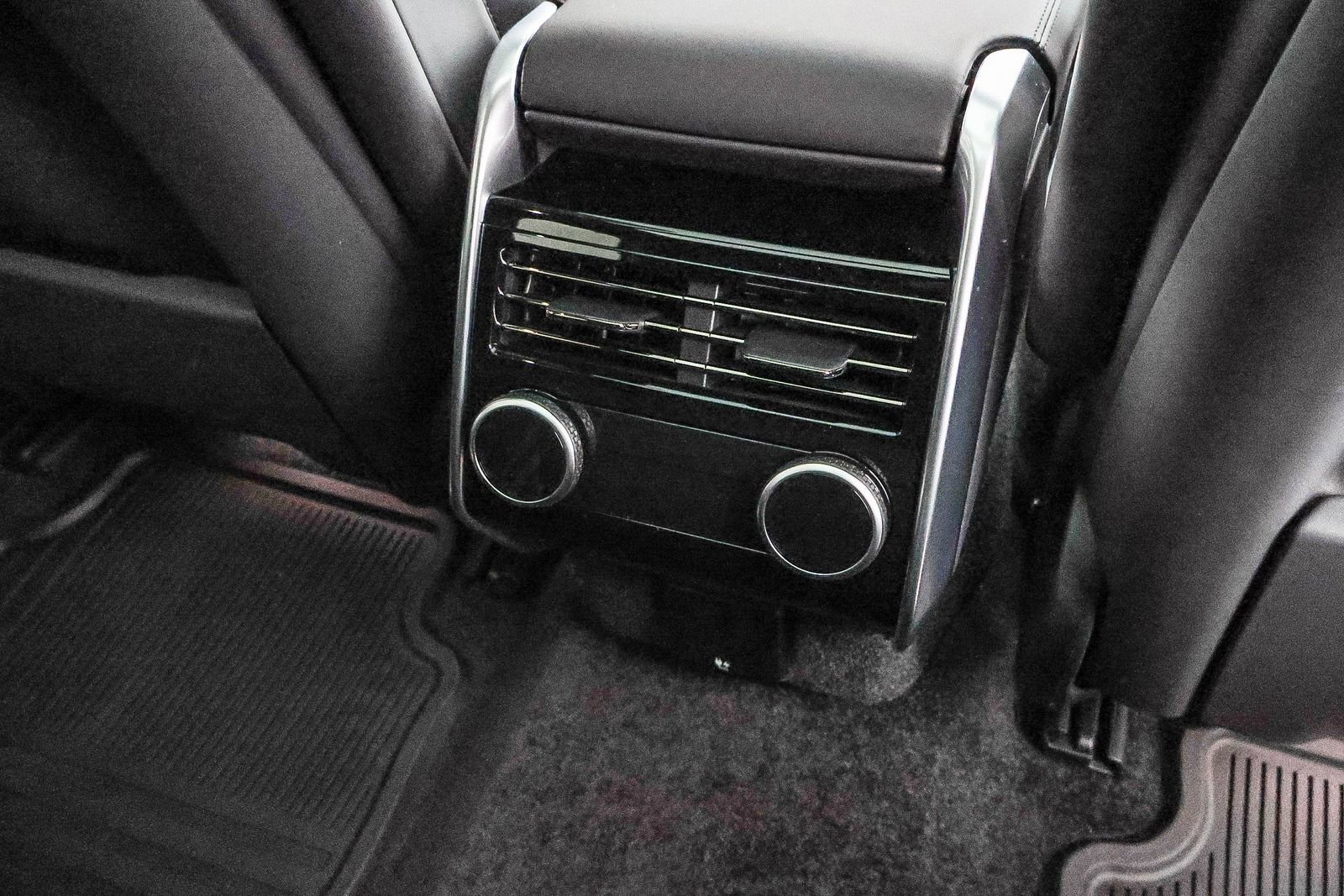 New 2025 Land Rover Range Rover SE image 21