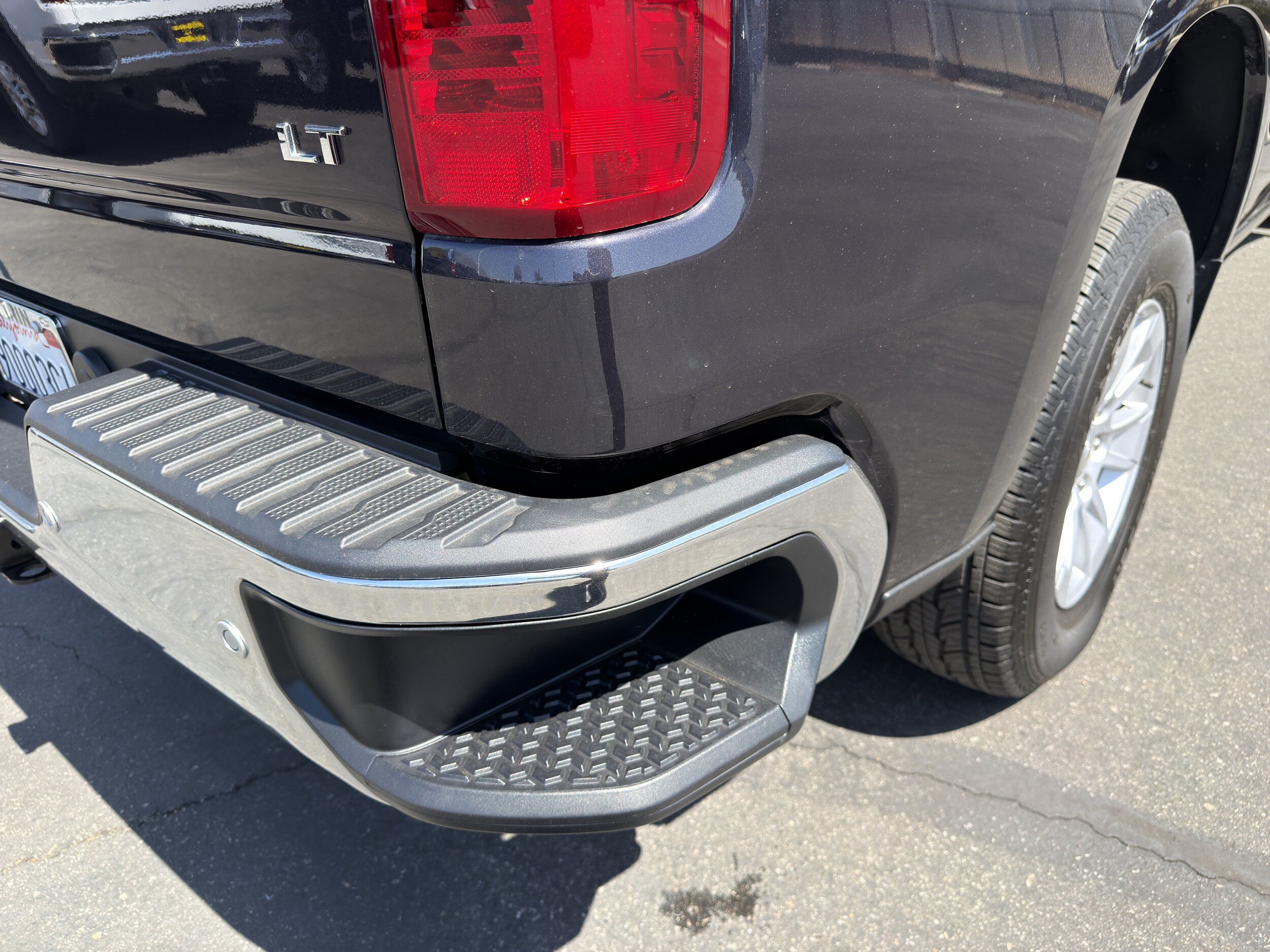 Used 2024 Chevrolet Silverado 1500 LT w/ Safety Package RWD image 14