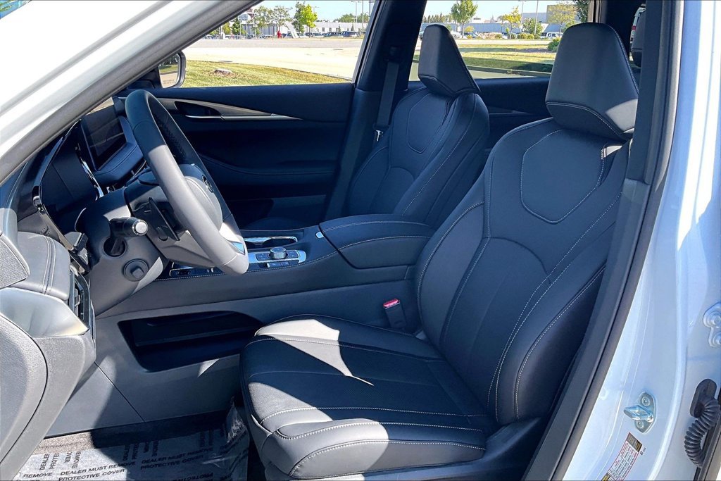 New 2027 INFINITI QX60 Sport w/ Dark Cargo Package AWD/4WD image 9