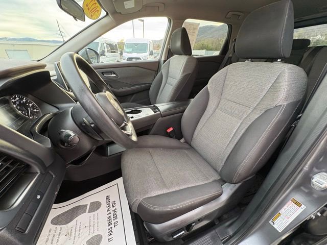 Used 2022 Nissan Rogue SV image 25