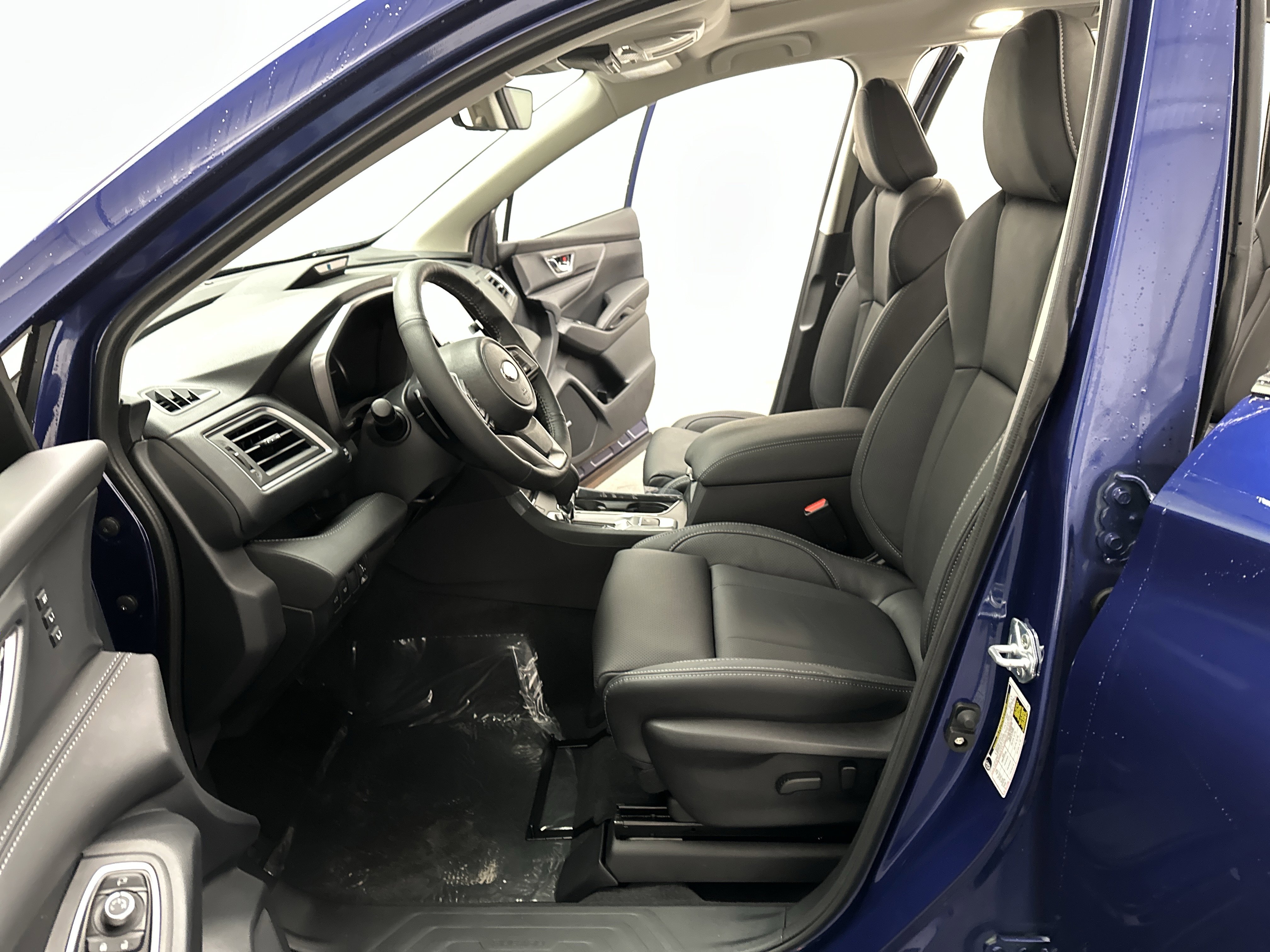 New 2026 Subaru Ascent Limited AWD/4WD image 17