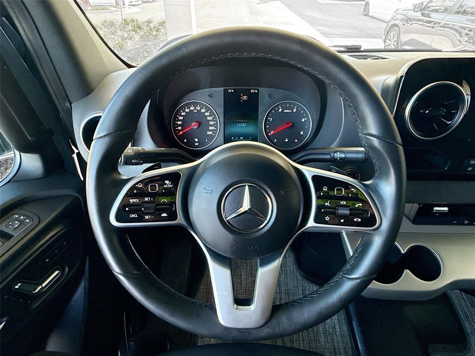 Used 2023 Mercedes-Benz Sprinter 2500 image 11