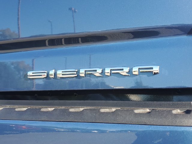 Used 2025 GMC Sierra 2500 Denali w/ Denali Reserve Package AWD/4WD image 8