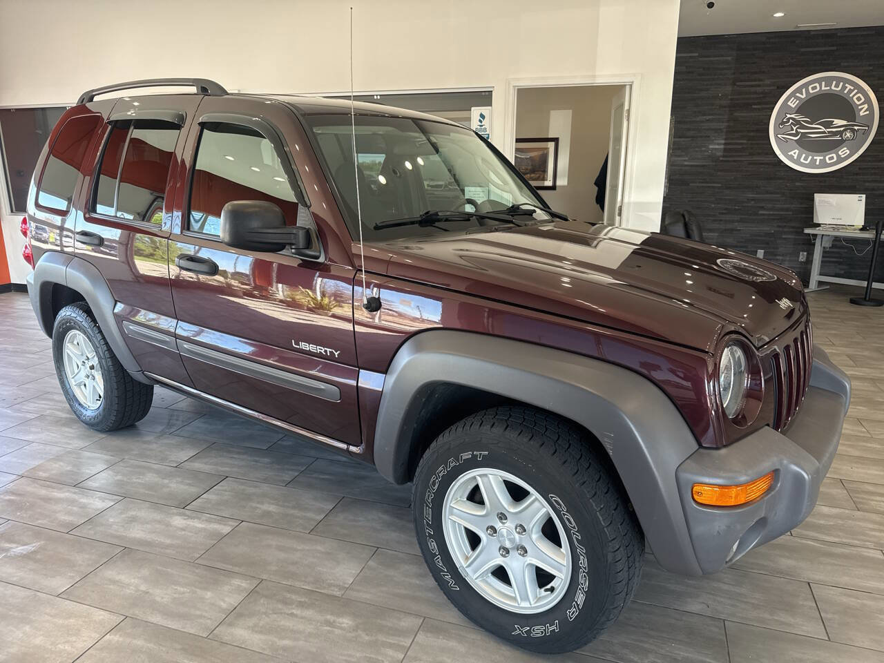 Used 2004 Jeep Liberty Sport w/ PWR Convenience Group AWD/4WD image 3