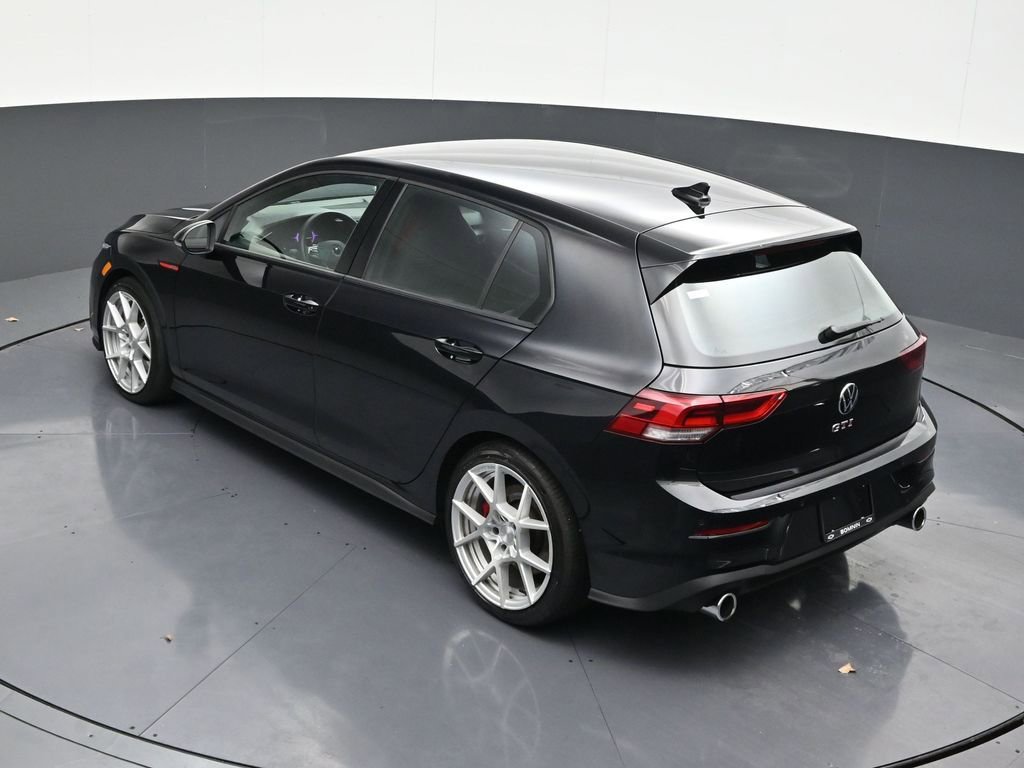 Used 2022 Volkswagen GTI S image 17