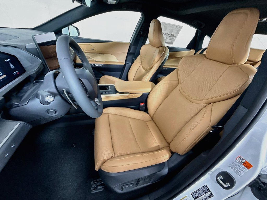 New 2026 Lexus ES 350e w/ Accessory Package (Z2) FWD image 16