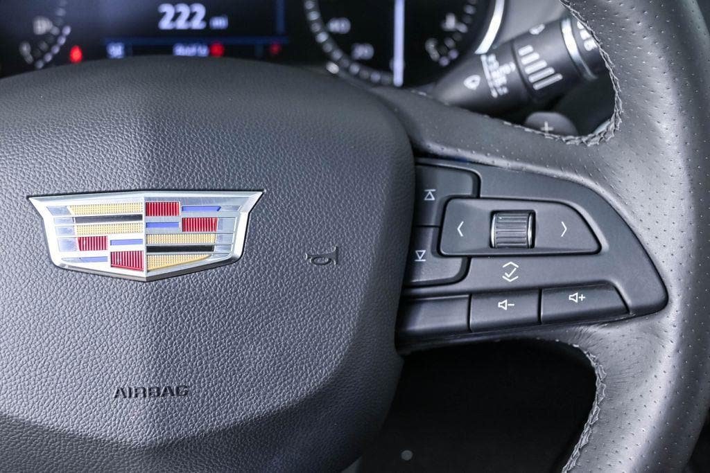 Used 2019 Cadillac XT4 Sport w/ Cold Weather Package FWD image 12