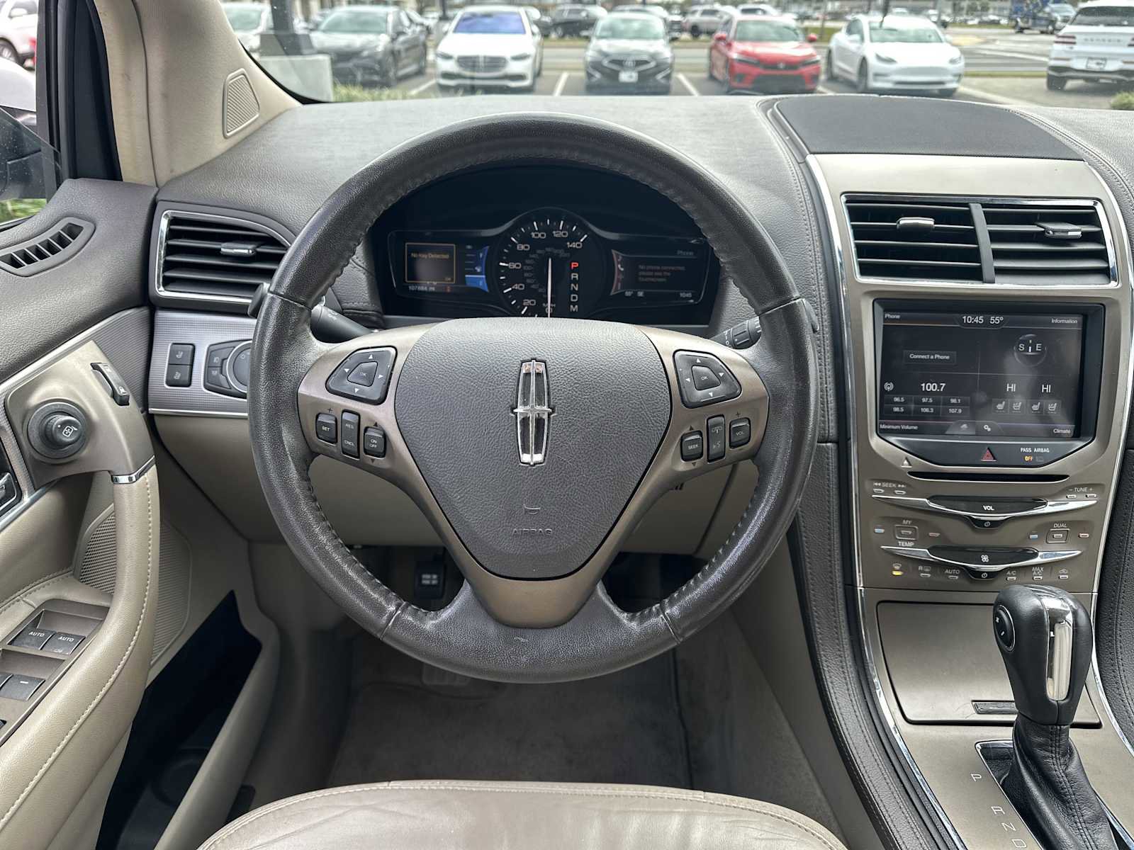 Used 2012 Lincoln MKX FWD w/ Class II Trailer Tow Pkg image 9