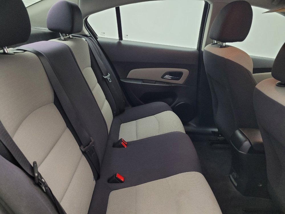 Used 2015 Chevrolet Cruze LS FWD image 19