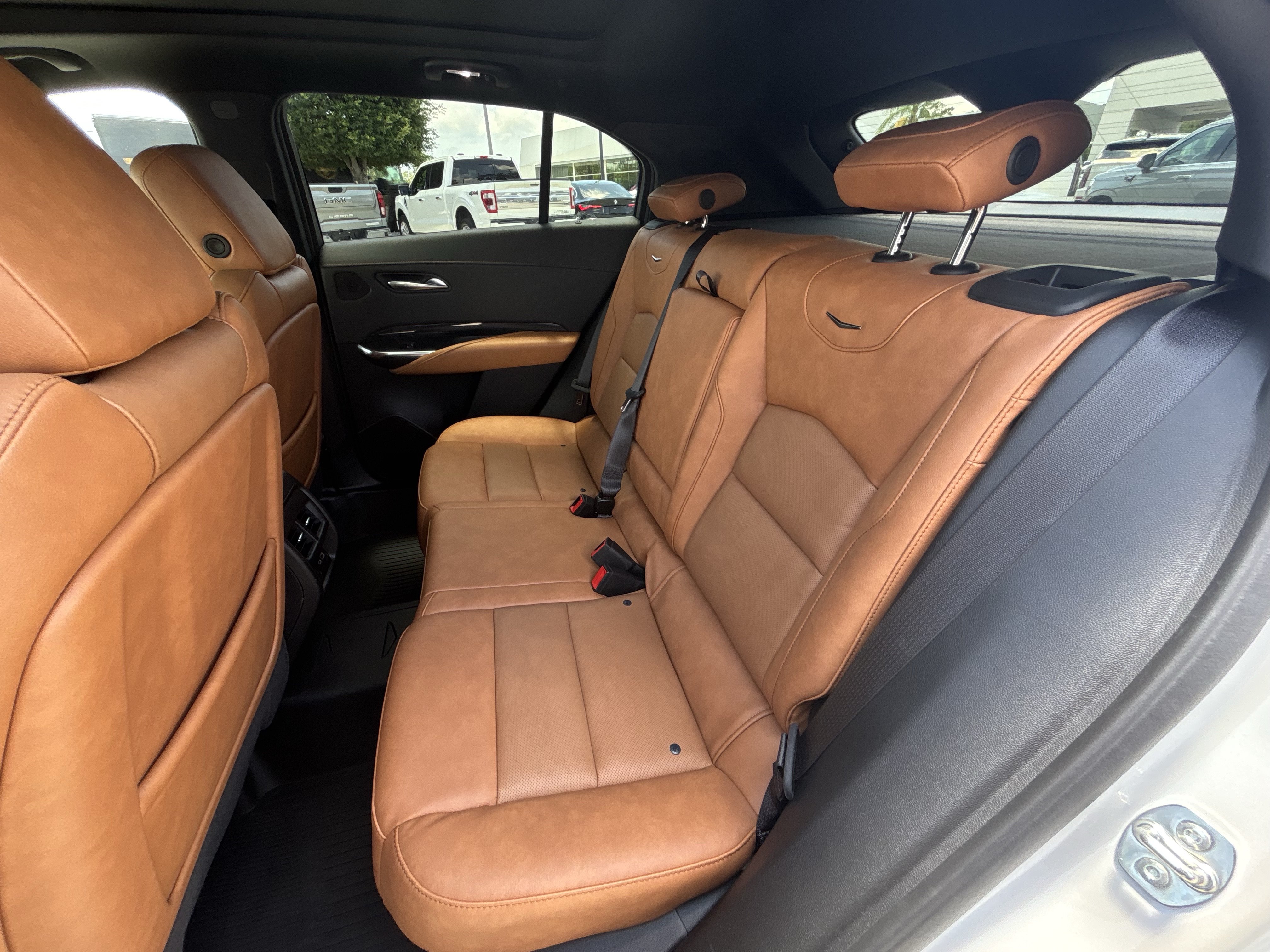 Certified 2025 Cadillac XT4 Sport AWD/4WD image 31