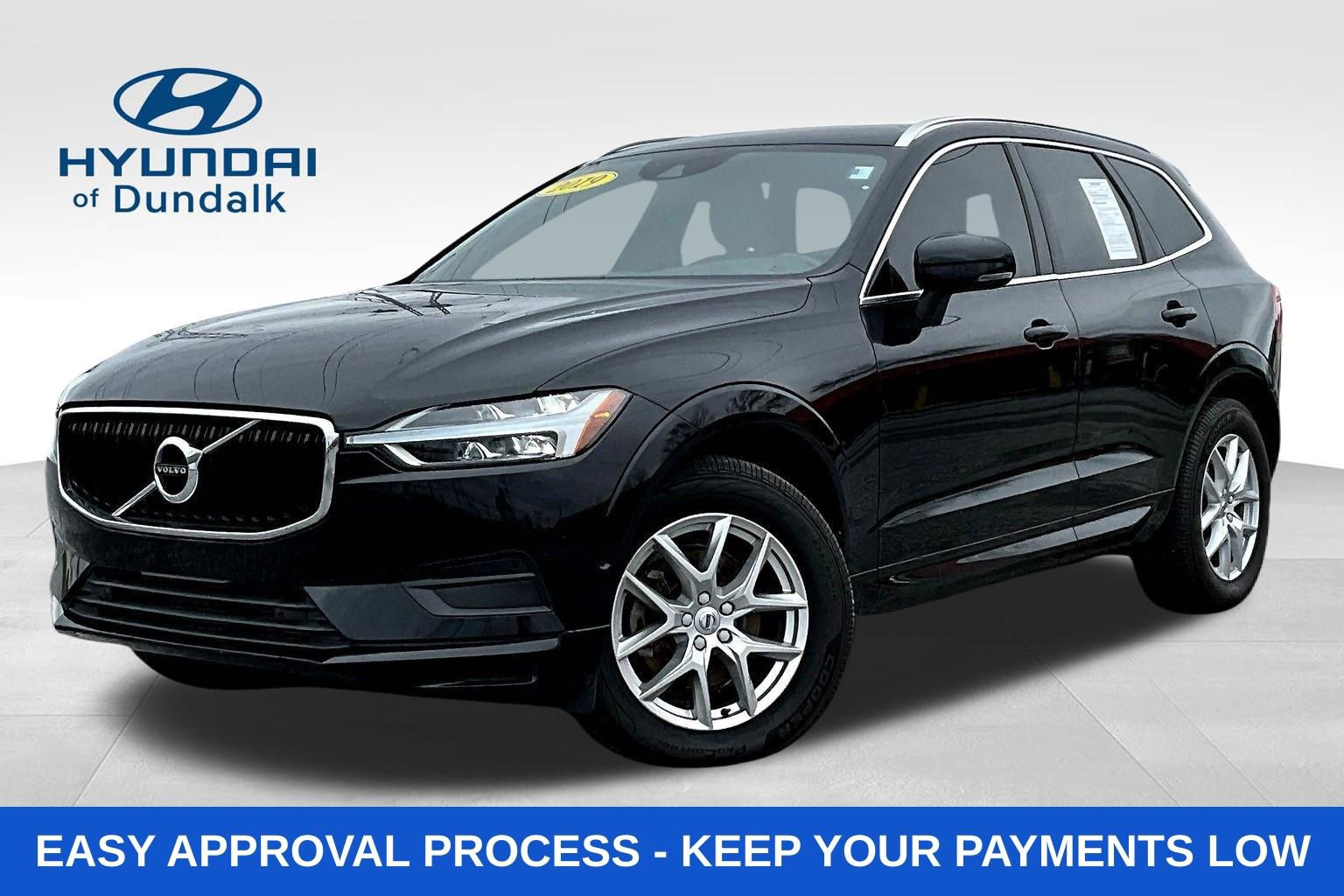 Used 2019 Volvo XC60 T5 Momentum w/ Premium Package image 1