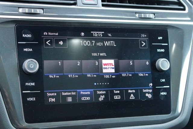 Used 2024 Volkswagen Tiguan SE w/ Panoramic Sunroof Package AWD/4WD image 24