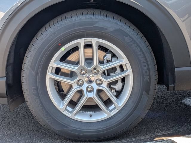 New 2026 Ford Explorer Active AWD/4WD image 31