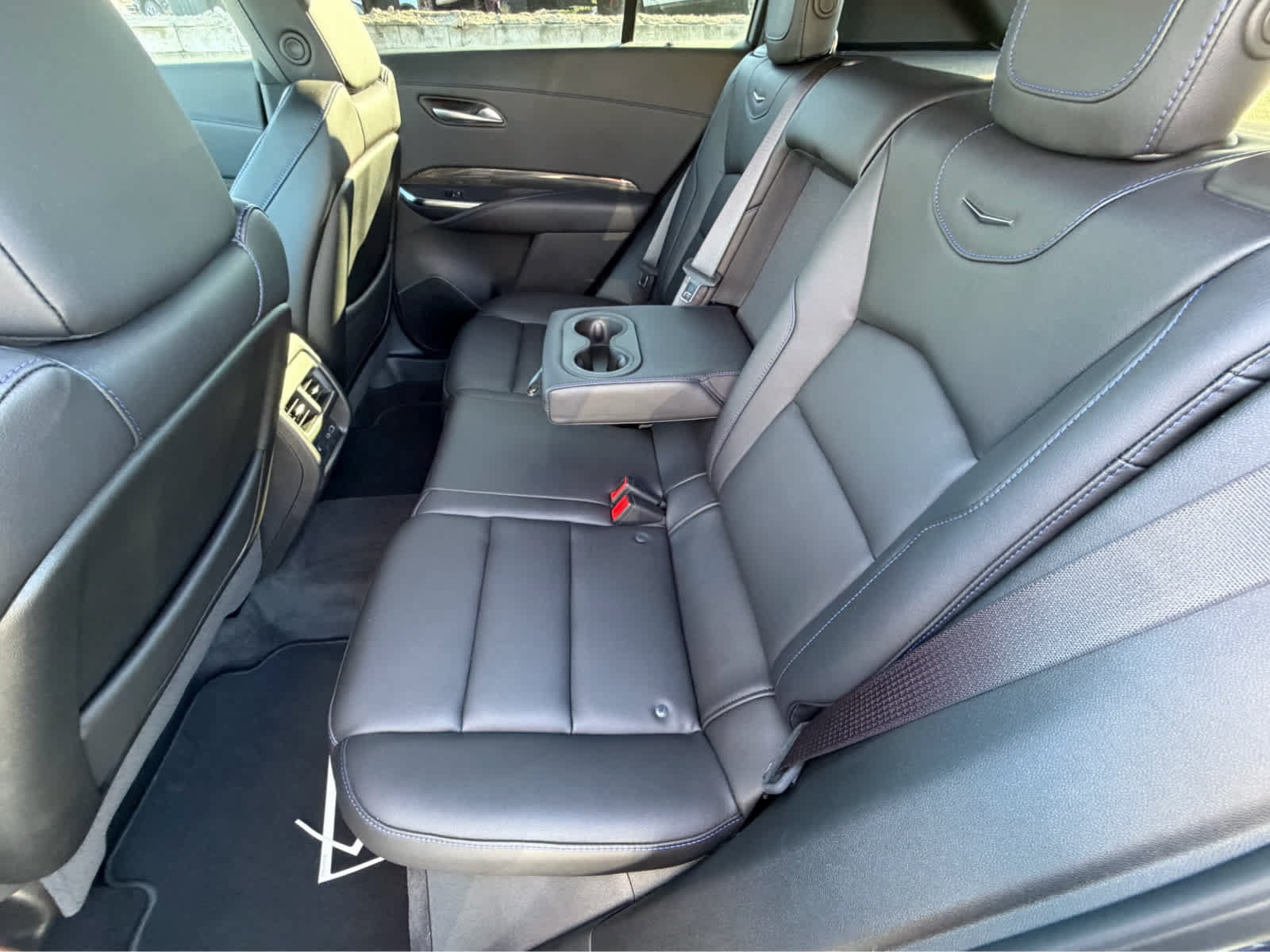 Used 2025 Cadillac XT4 Sport w/ Technology Package AWD/4WD image 50