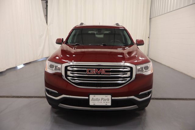 Used 2017 GMC Acadia SLE w/ Driver Alert Package I image 3