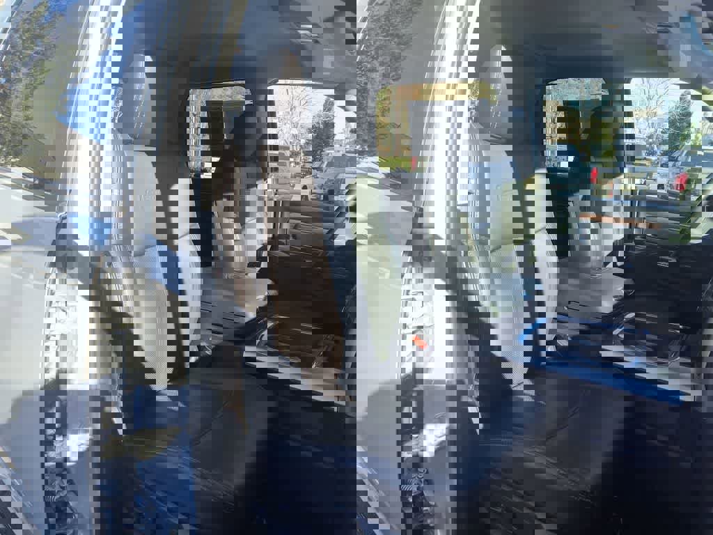 Used 2018 RAM 1500 Laramie w/ Convenience Group image 23