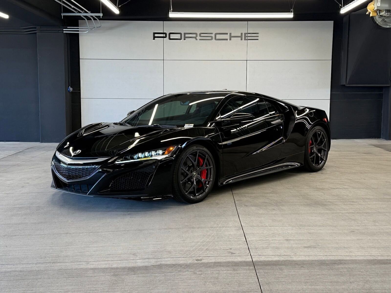 Used 2017 Acura NSX AWD/4WD image 1