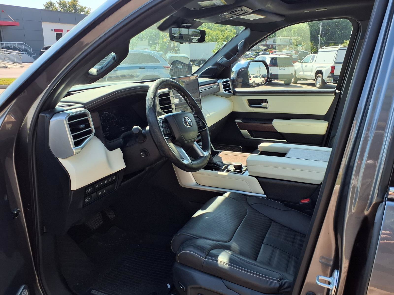 Certified 2023 Toyota Sequoia Capstone AWD/4WD image 19