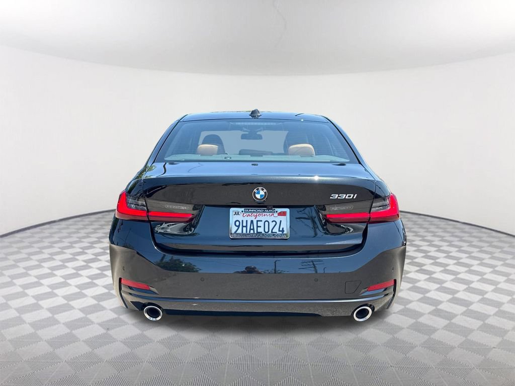 Certified 2023 BMW 330i Sedan w/ Premium Package RWD image 5