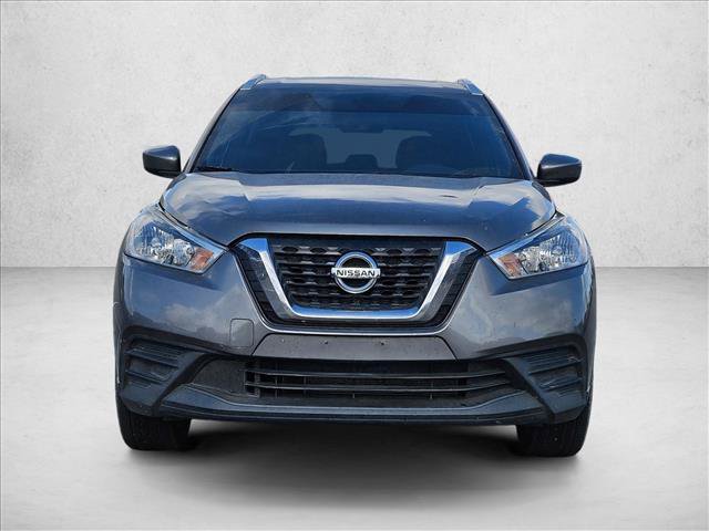 Used 2018 Nissan Kicks SV FWD image 2