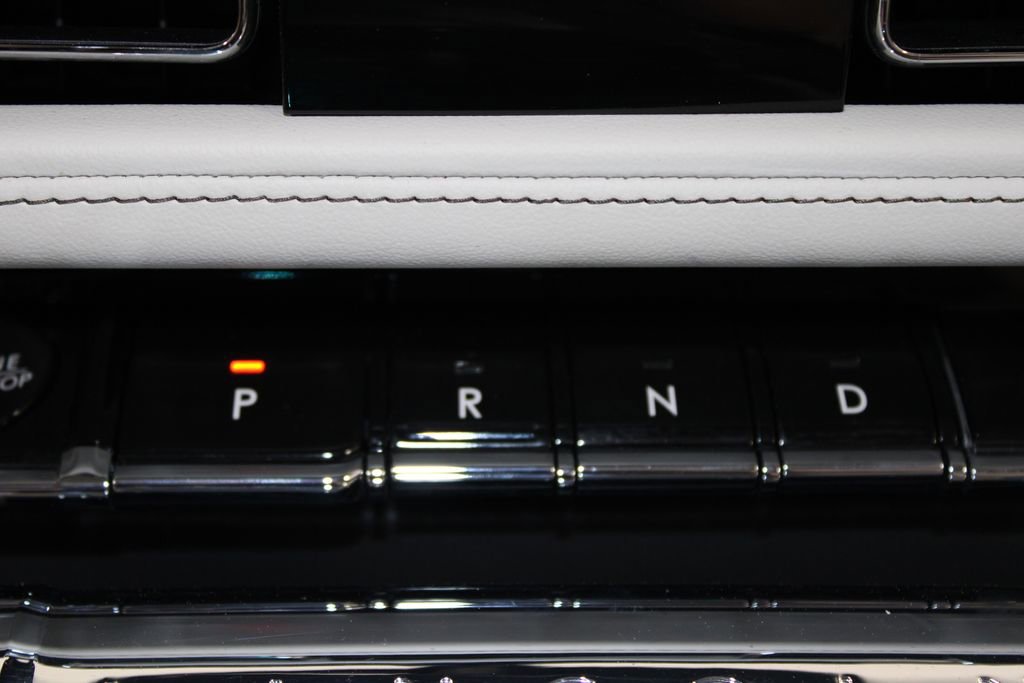 Used 2025 Lincoln Aviator Reserve w/ Illumination Package AWD/4WD image 44