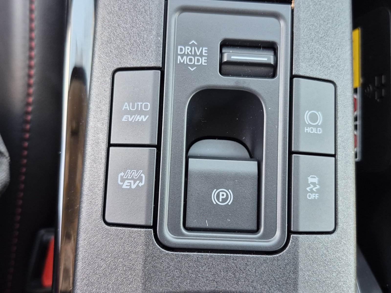 Certified 2026 Toyota Prius Plug-In Hybrid FWD image 34