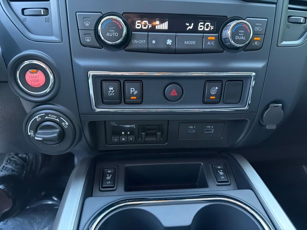 Used 2024 Nissan Titan SV w/ SV Convenience Package image 54