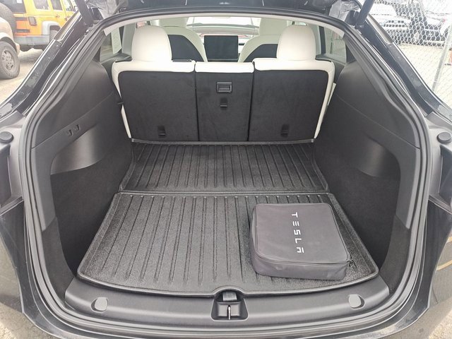 Used 2020 Tesla Model Y Long Range image 5