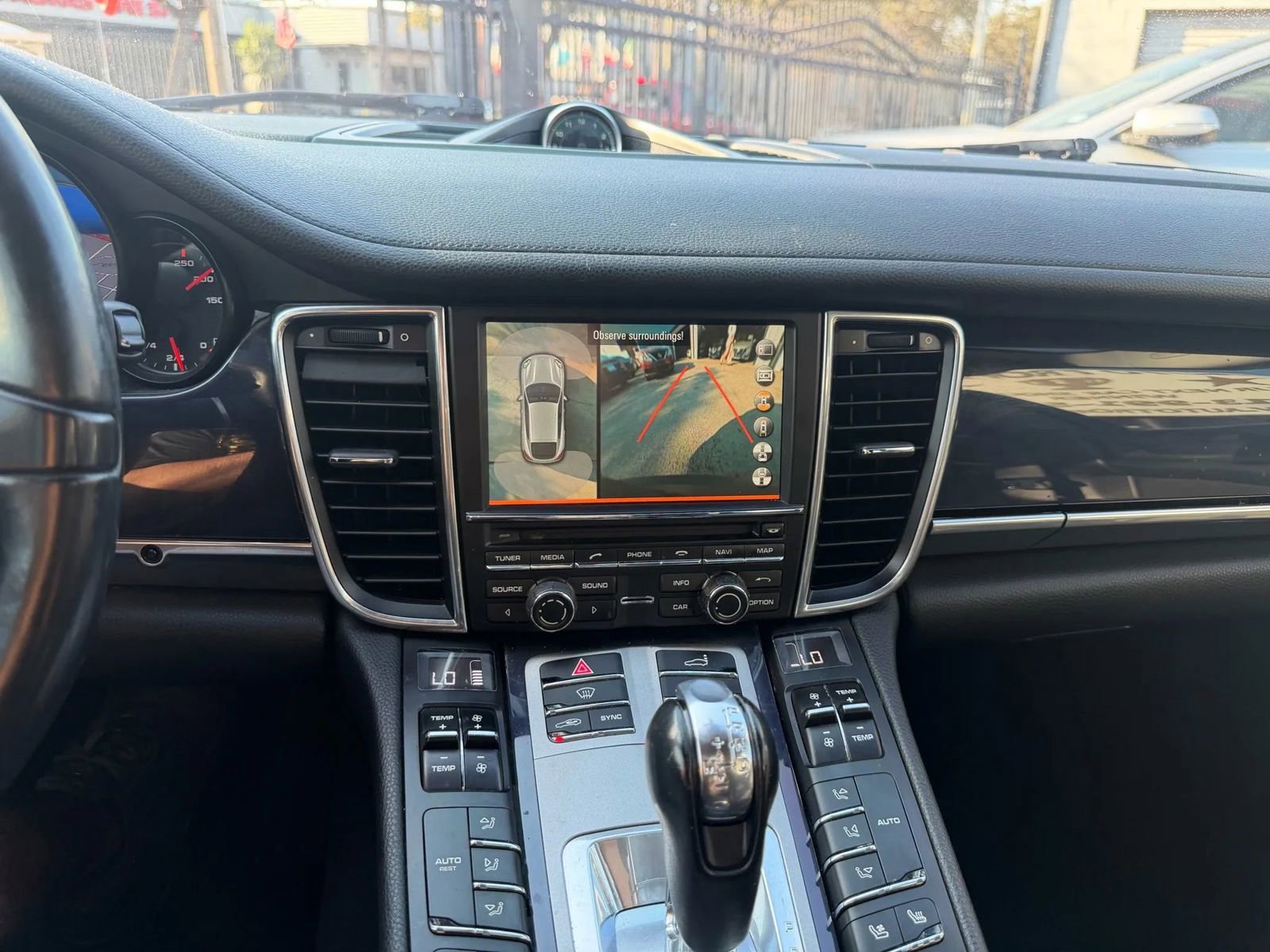 Used 2014 Porsche Panamera 4 w/ Premium Package image 22