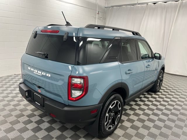Used 2023 Ford Bronco Sport Outer Banks w/ Tech Package AWD/4WD image 5