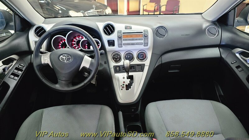 Used 2009 Toyota Matrix S FWD image 20