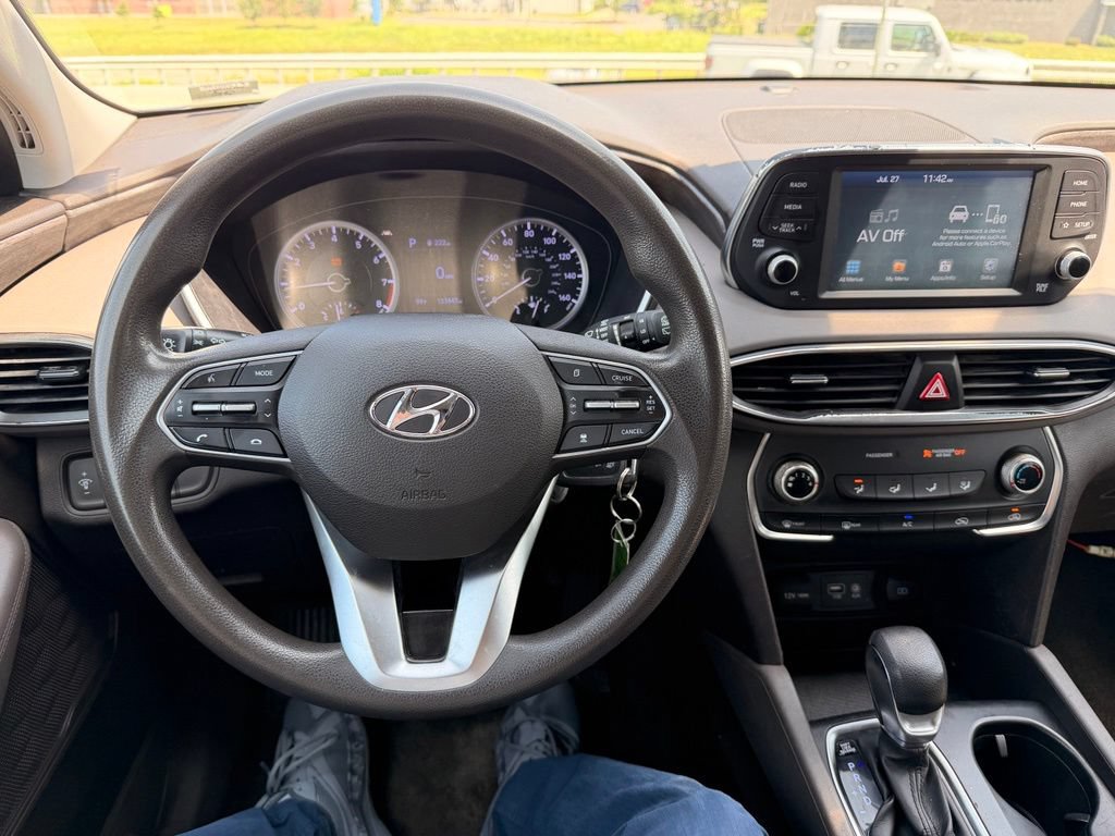 Used 2019 Hyundai Santa Fe SE AWD/4WD image 16
