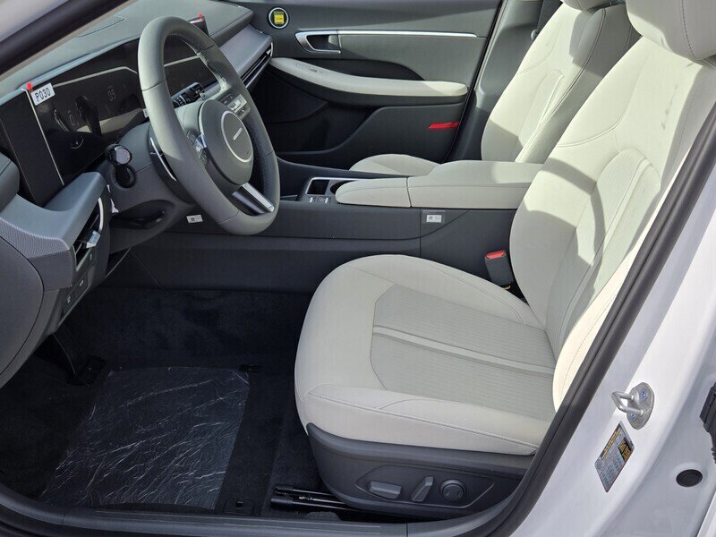 New 2026 Hyundai Sonata SEL FWD image 5