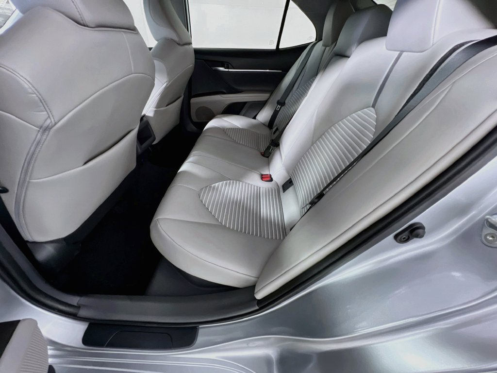 Used 2022 Toyota Camry SE w/ Audio Upgrade Package FWD image 26