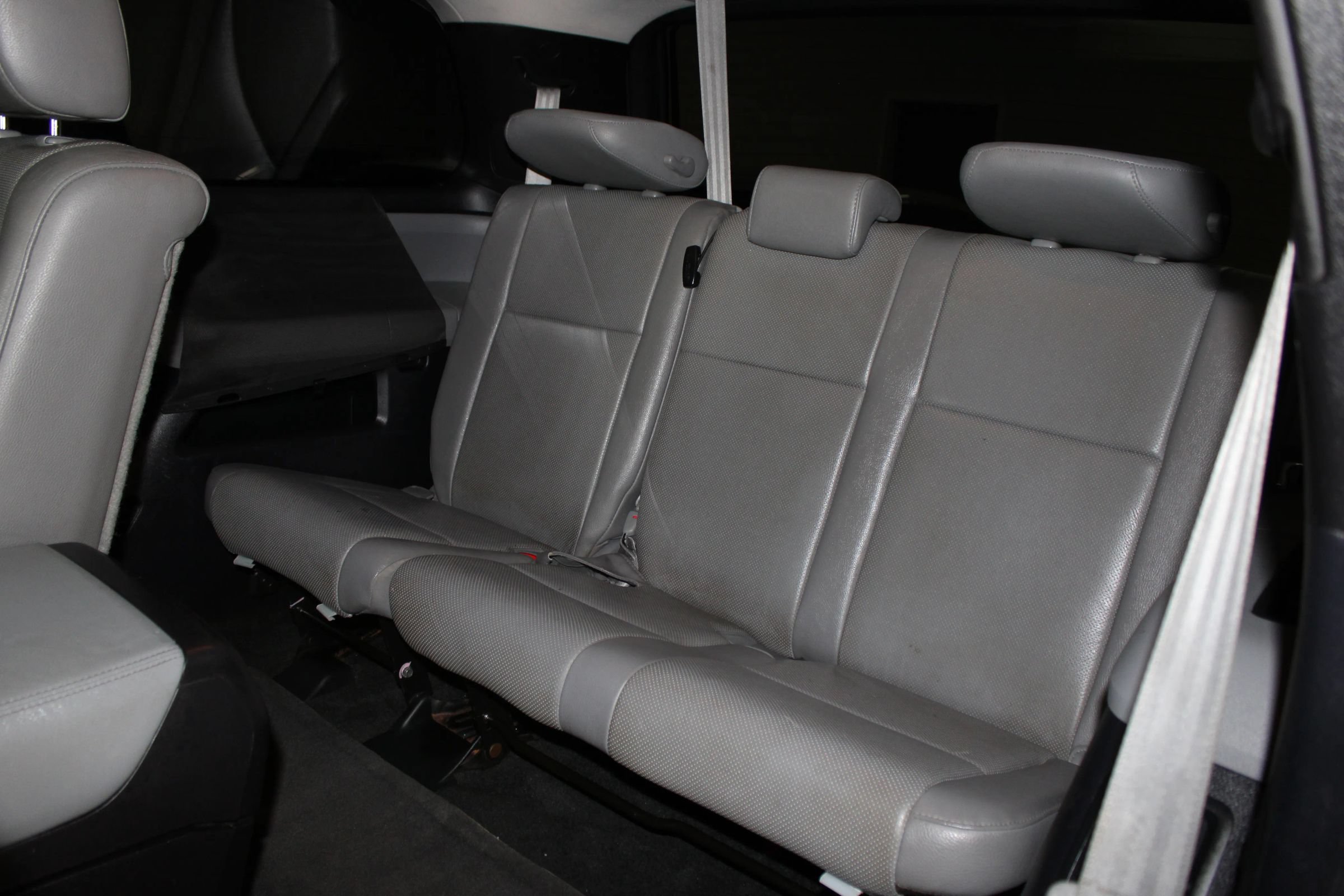 Used 2014 Toyota Sequoia Platinum RWD image 34